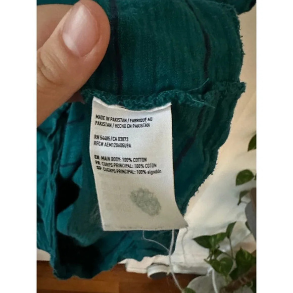 American Eagle Outfitters Men’s size Small striped Pocket t -shirt - Picture 6 of 7